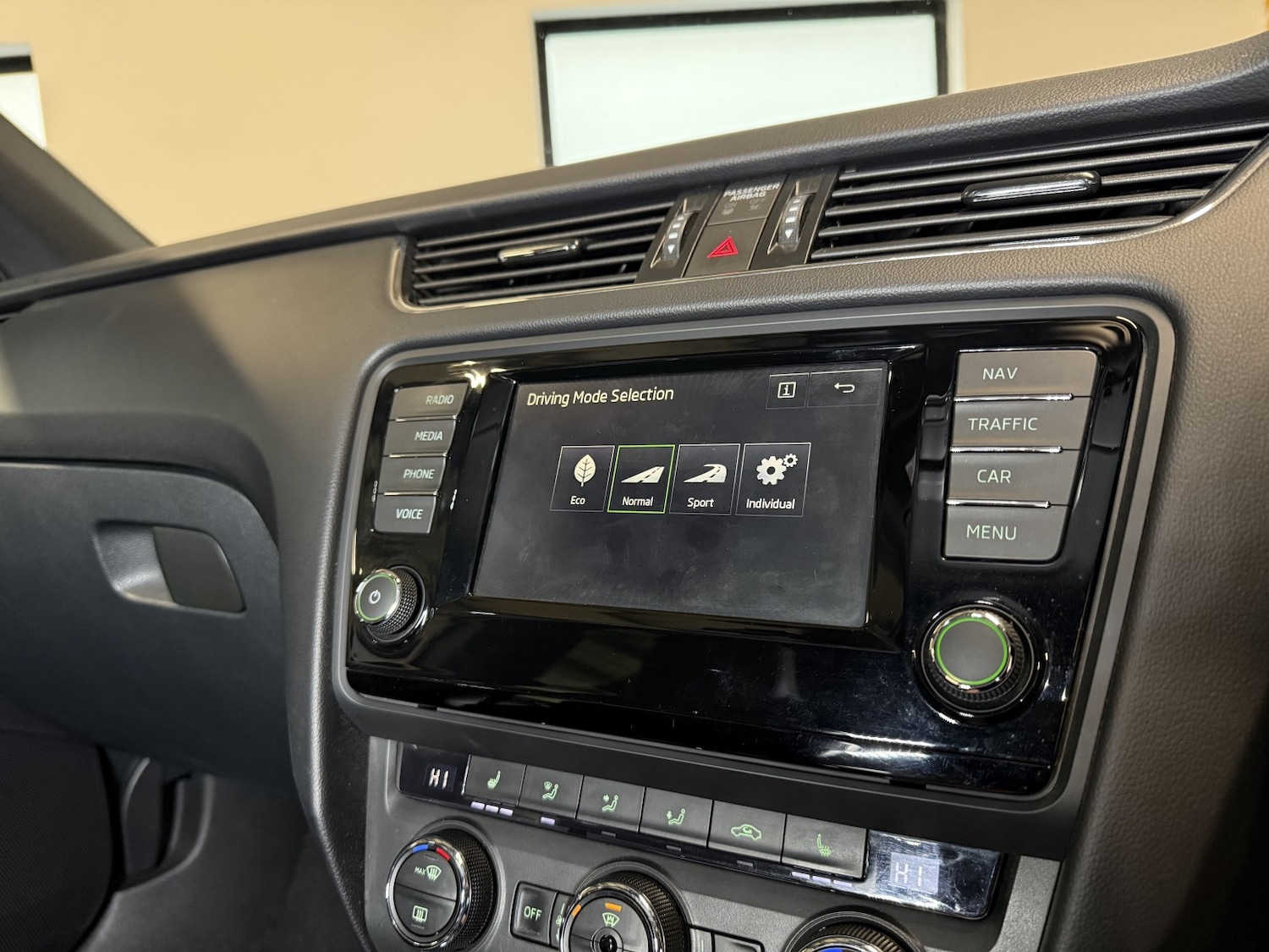 Used Skoda Octavia 2016 for sale - 76605821: Photo 52