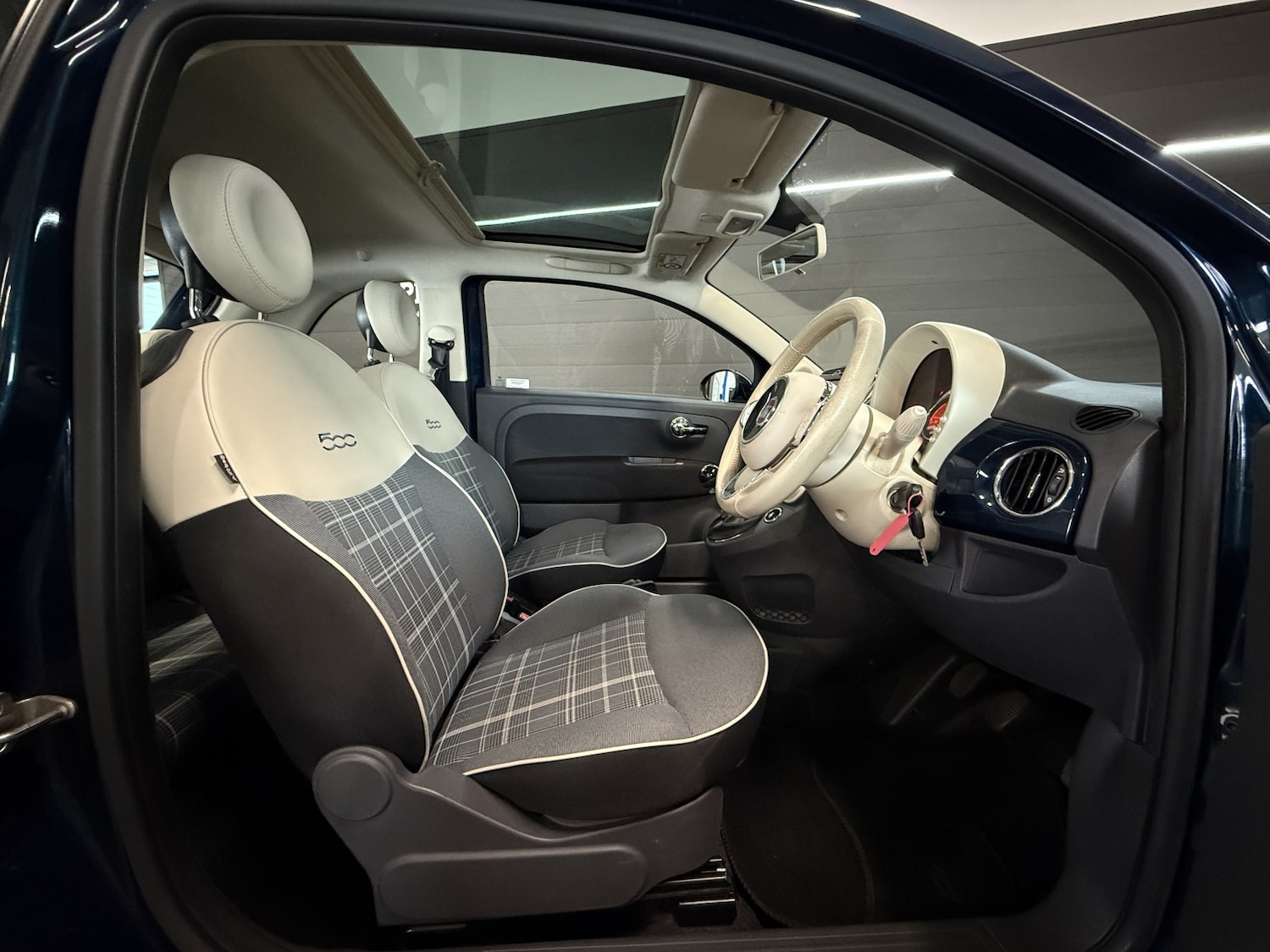 Used Fiat 500 2016 for sale - 78182861: Photo 28