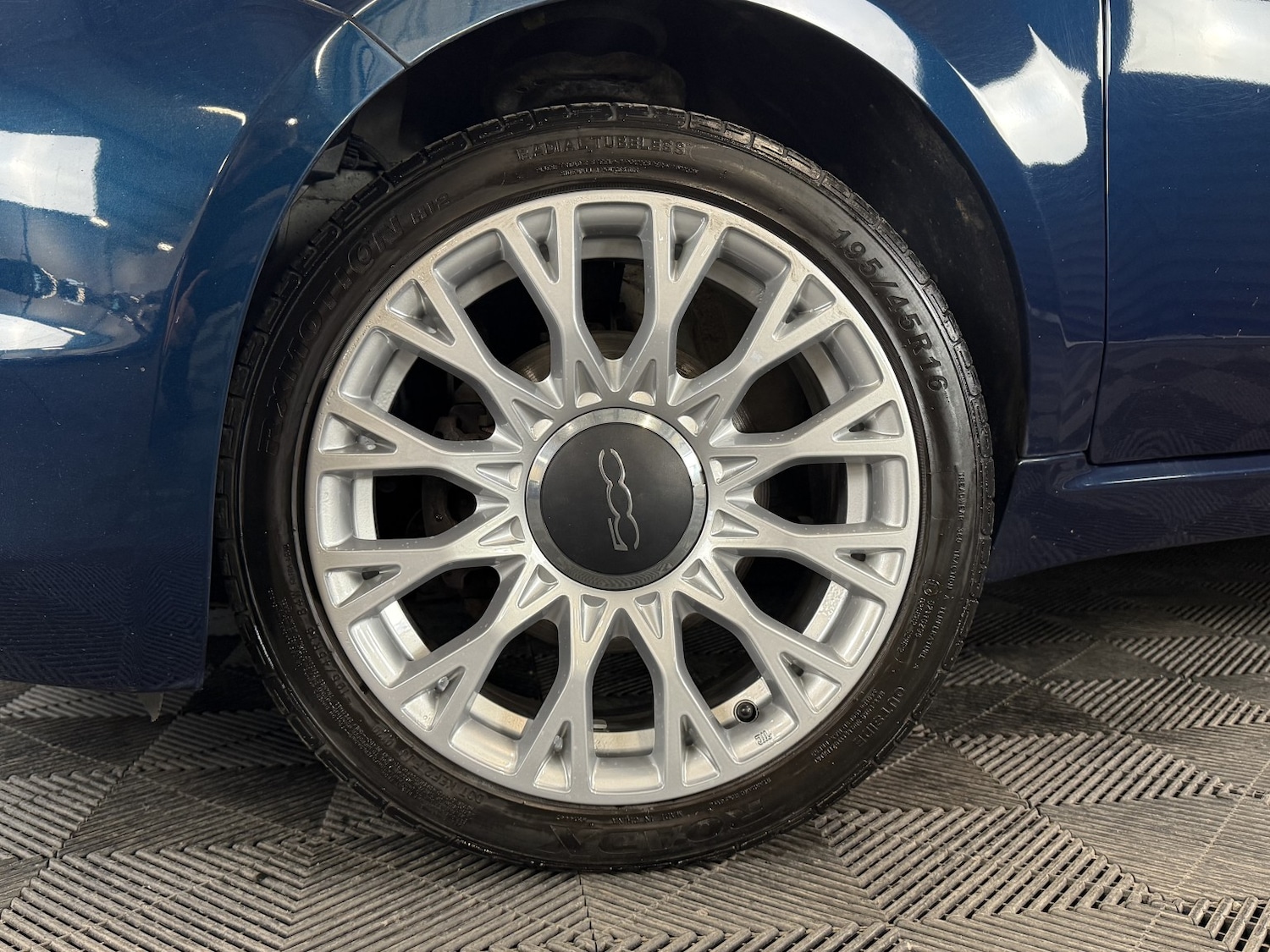 Used Fiat 500 2016 for sale - 78182861: Photo 8