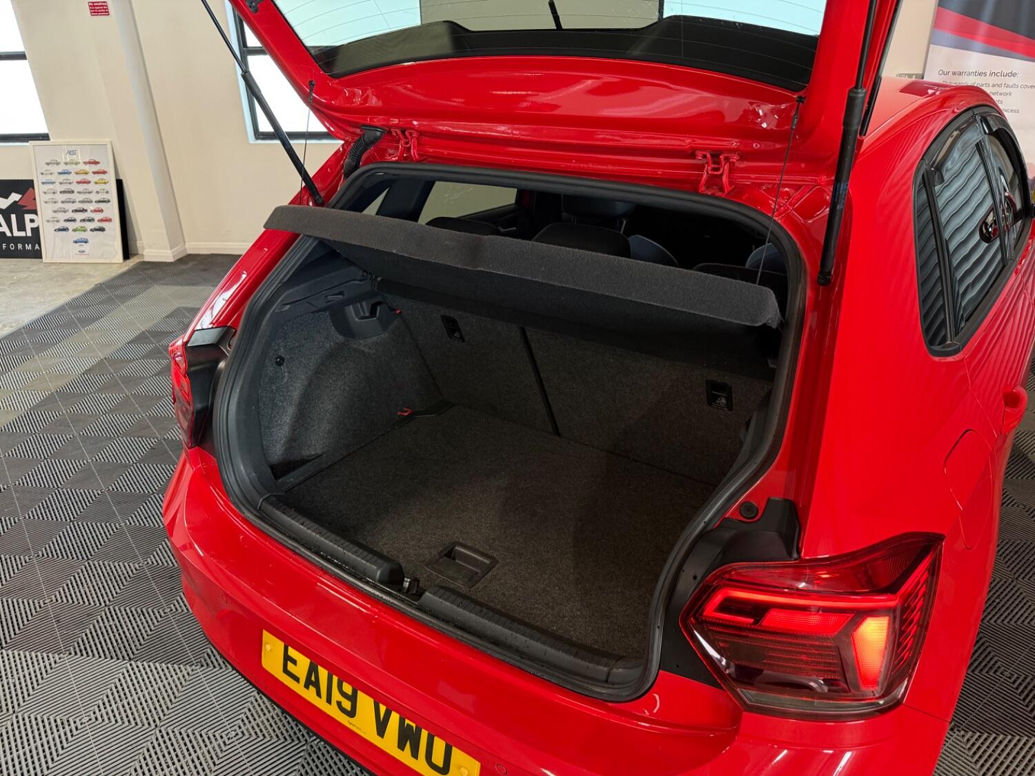 Used Volkswagen Polo 2019 for sale - 76605726: Photo 43