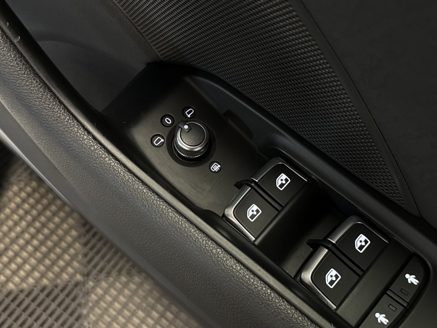 Used Audi A3 2017 for sale - 76605623: Photo 38