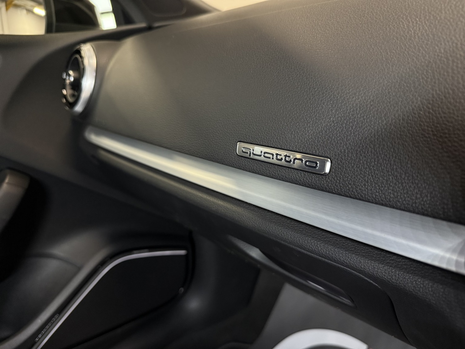 Used Audi A3 2017 for sale - 76605623: Photo 44