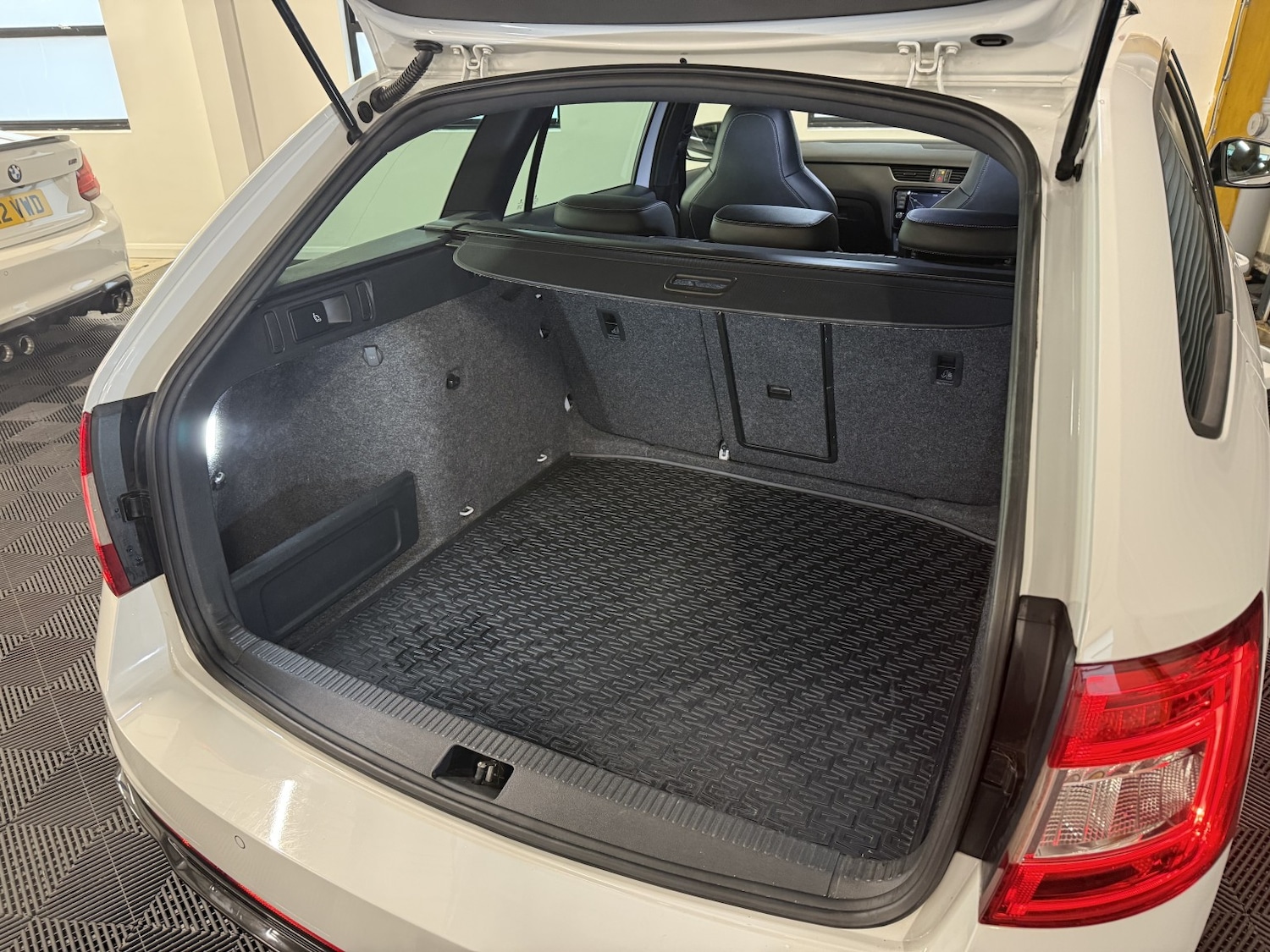 Used Skoda Octavia 2016 for sale - 76769783: Photo 40