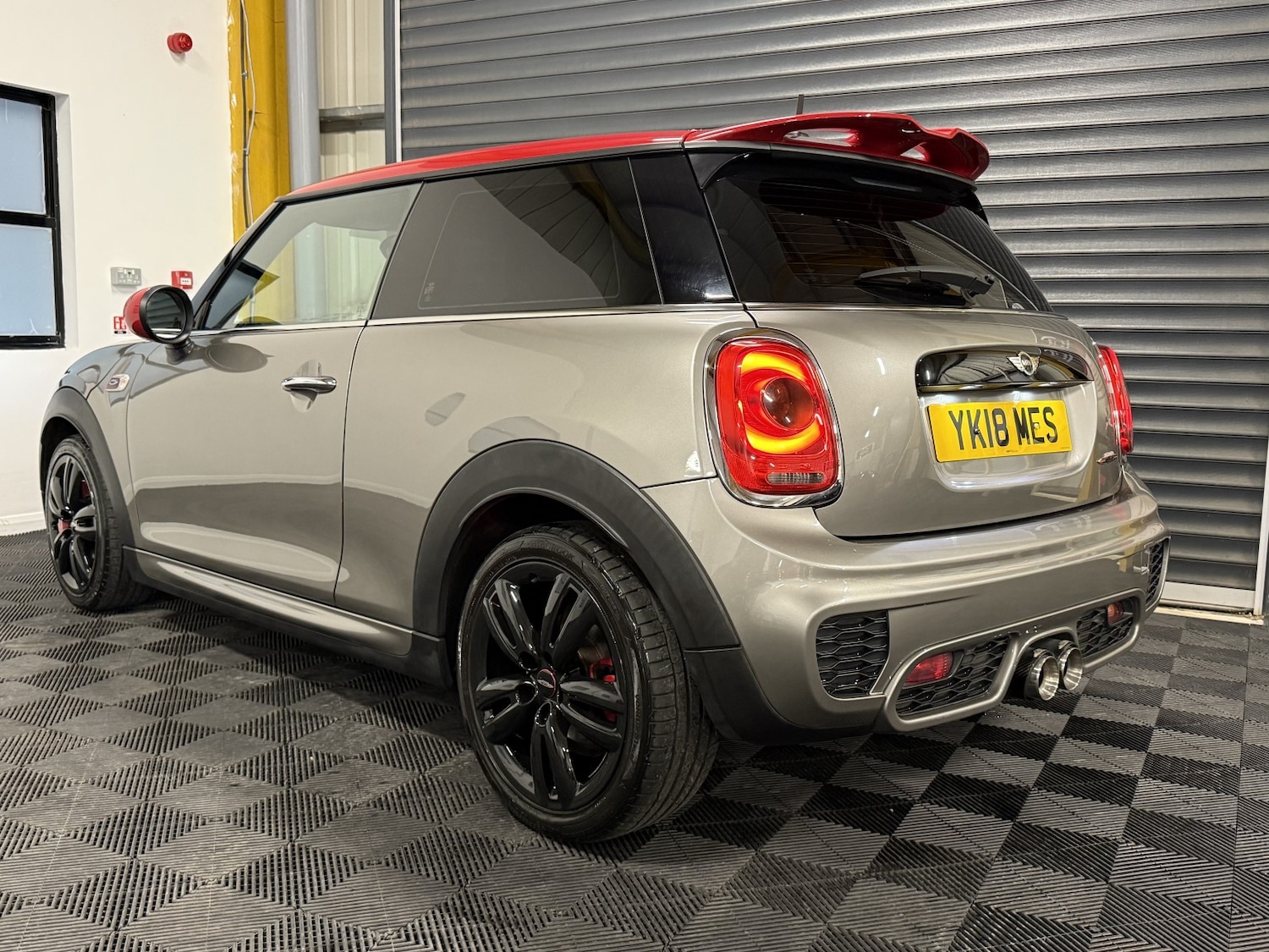 Used MINI Hatch 2018 for sale - 76618743: Photo 17