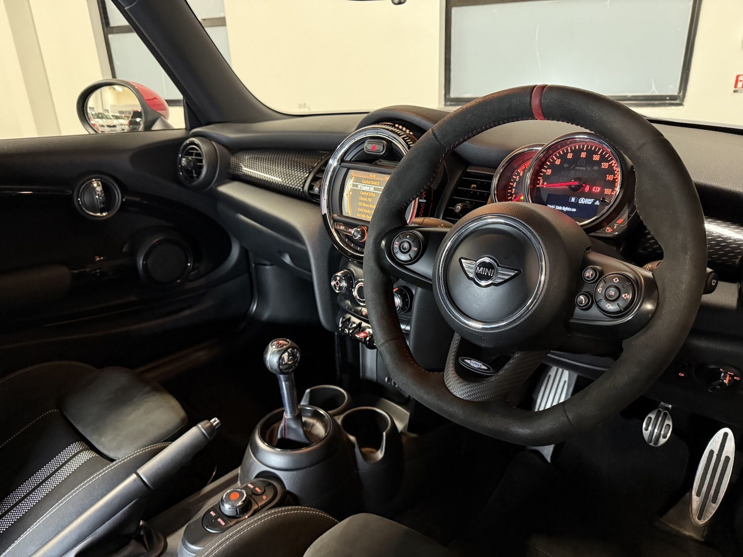 Used MINI Hatch 2018 for sale - 76618743: Photo 24