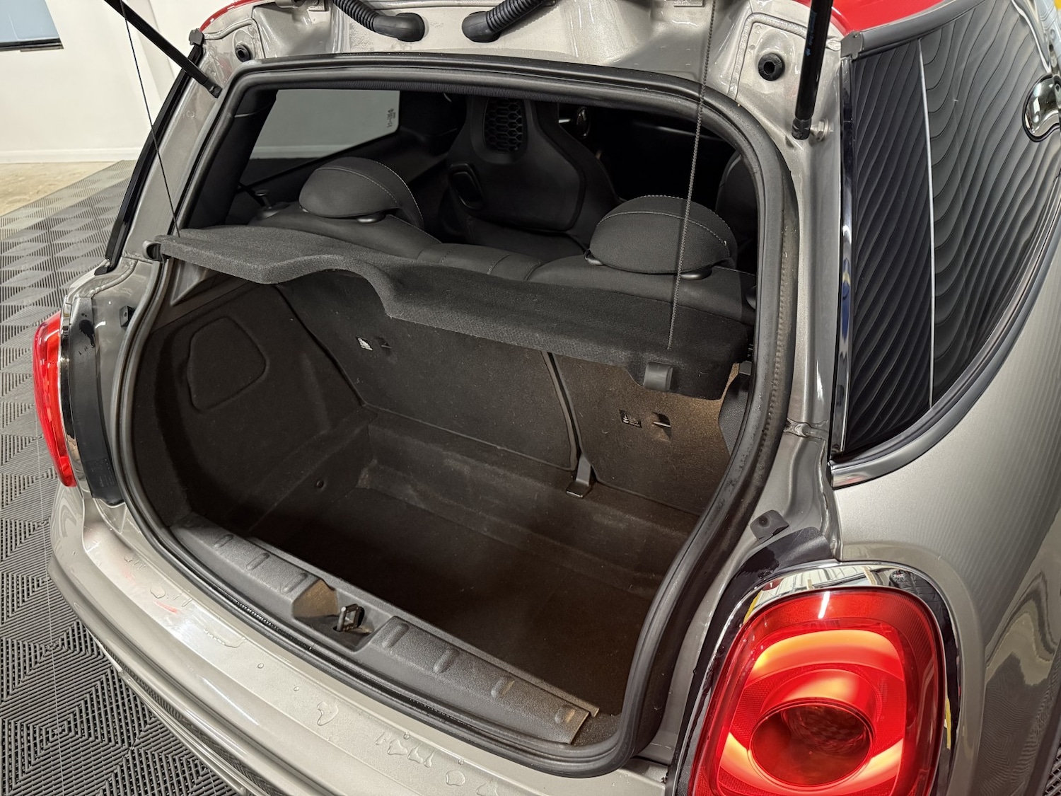 Used MINI Hatch 2018 for sale - 76618743: Photo 28