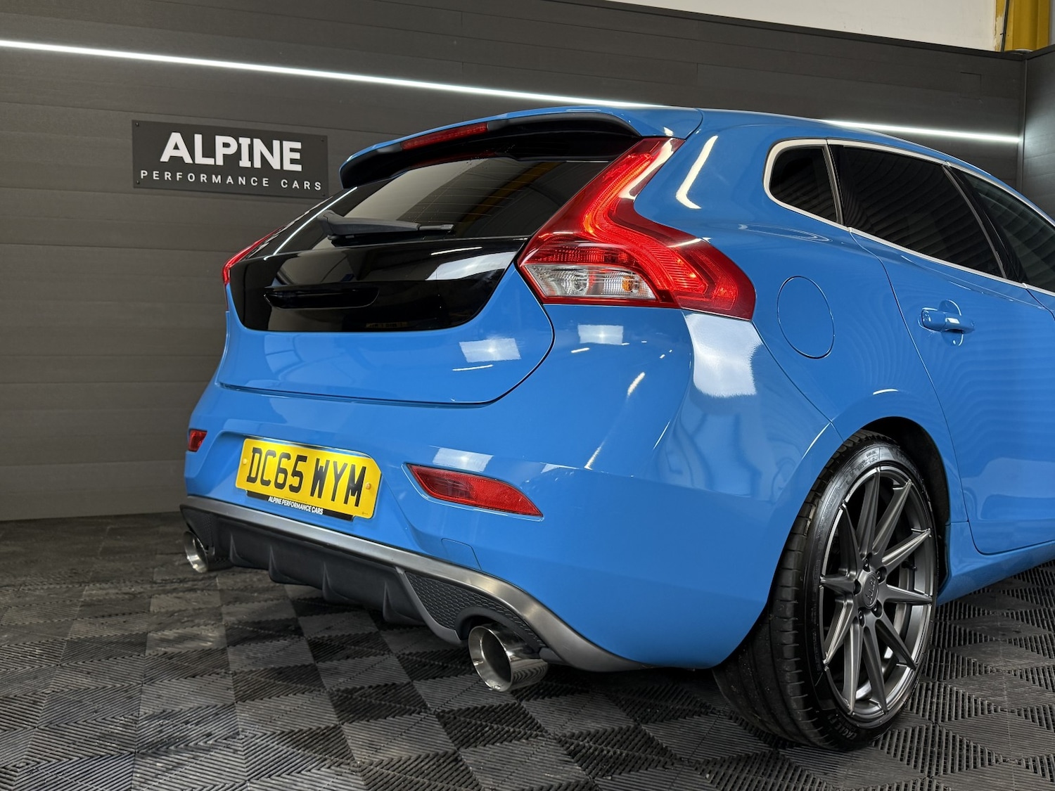 Used Volvo V40 2016 for sale - 77915738: Photo 16