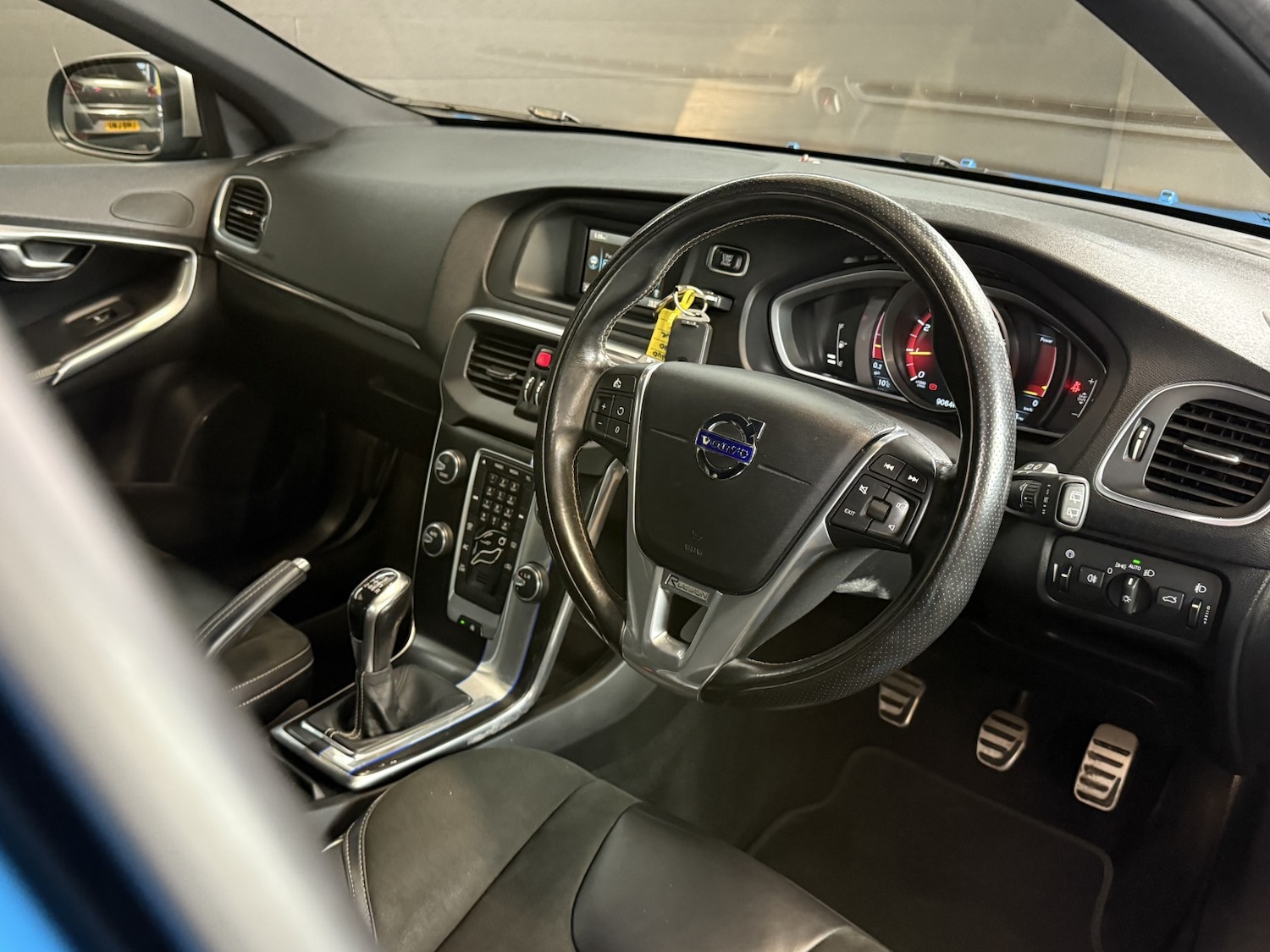 Used Volvo V40 2016 for sale - 77915738: Photo 22