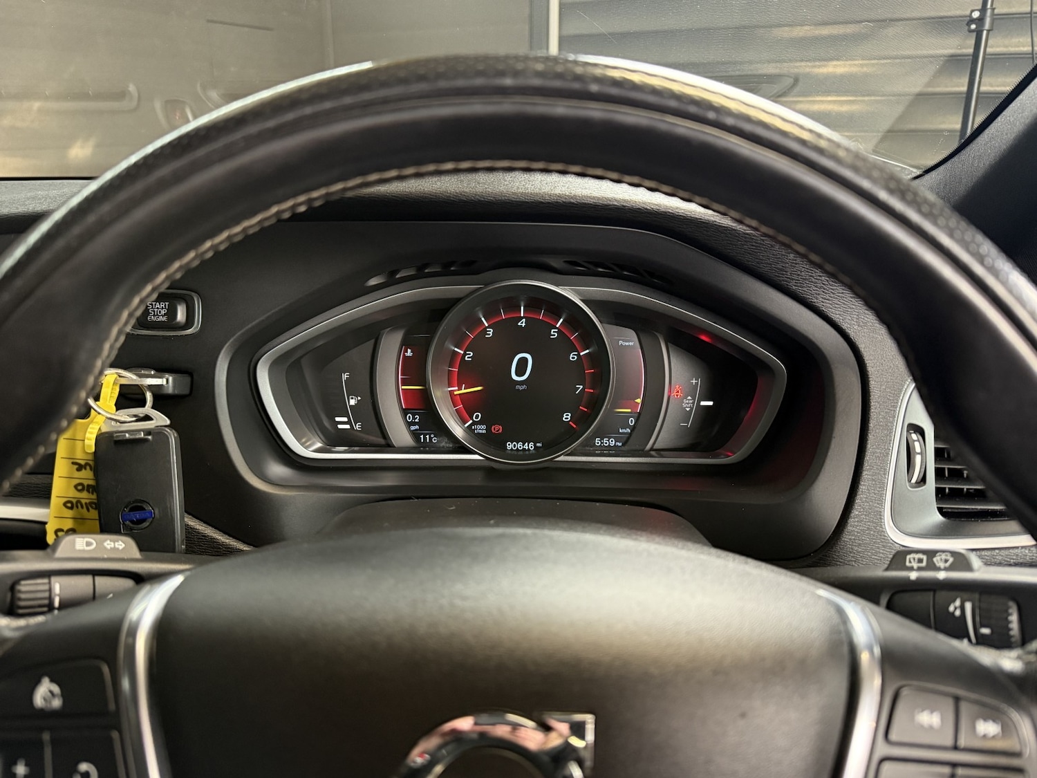 Used Volvo V40 2016 for sale - 77915738: Photo 28