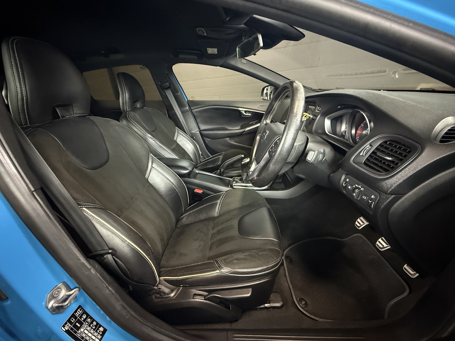 Used Volvo V40 2016 for sale - 77915738: Photo 31