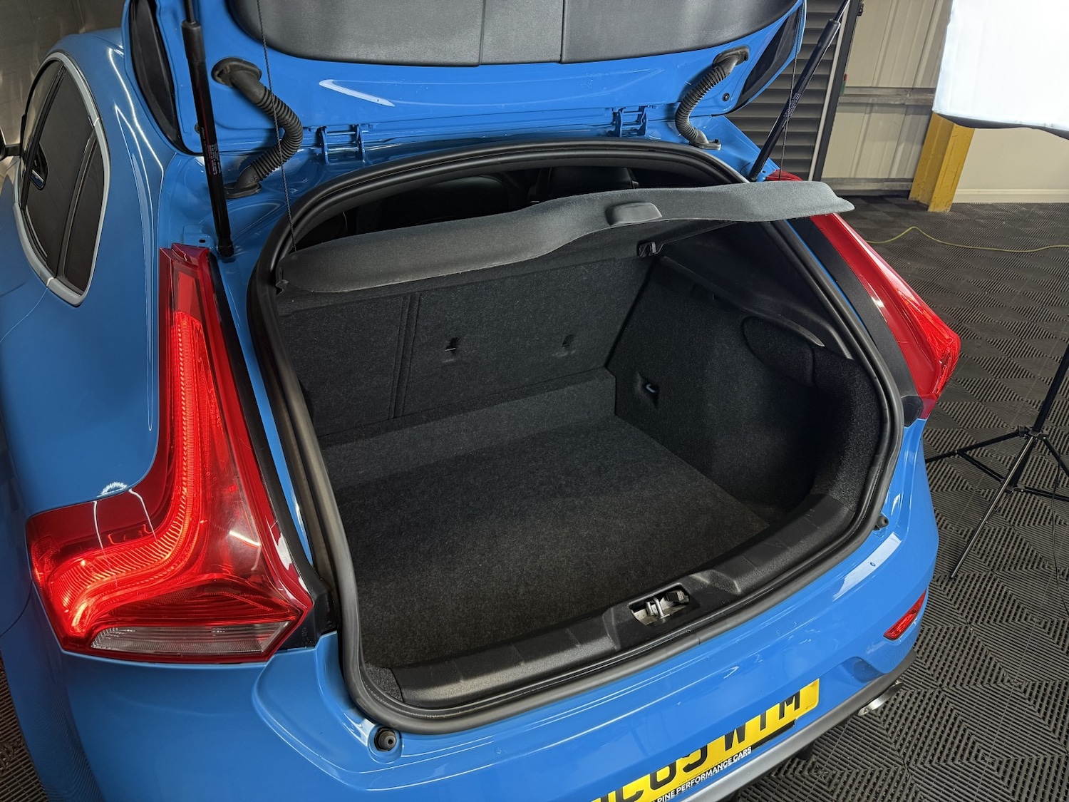 Used Volvo V40 2016 for sale - 77915738: Photo 36