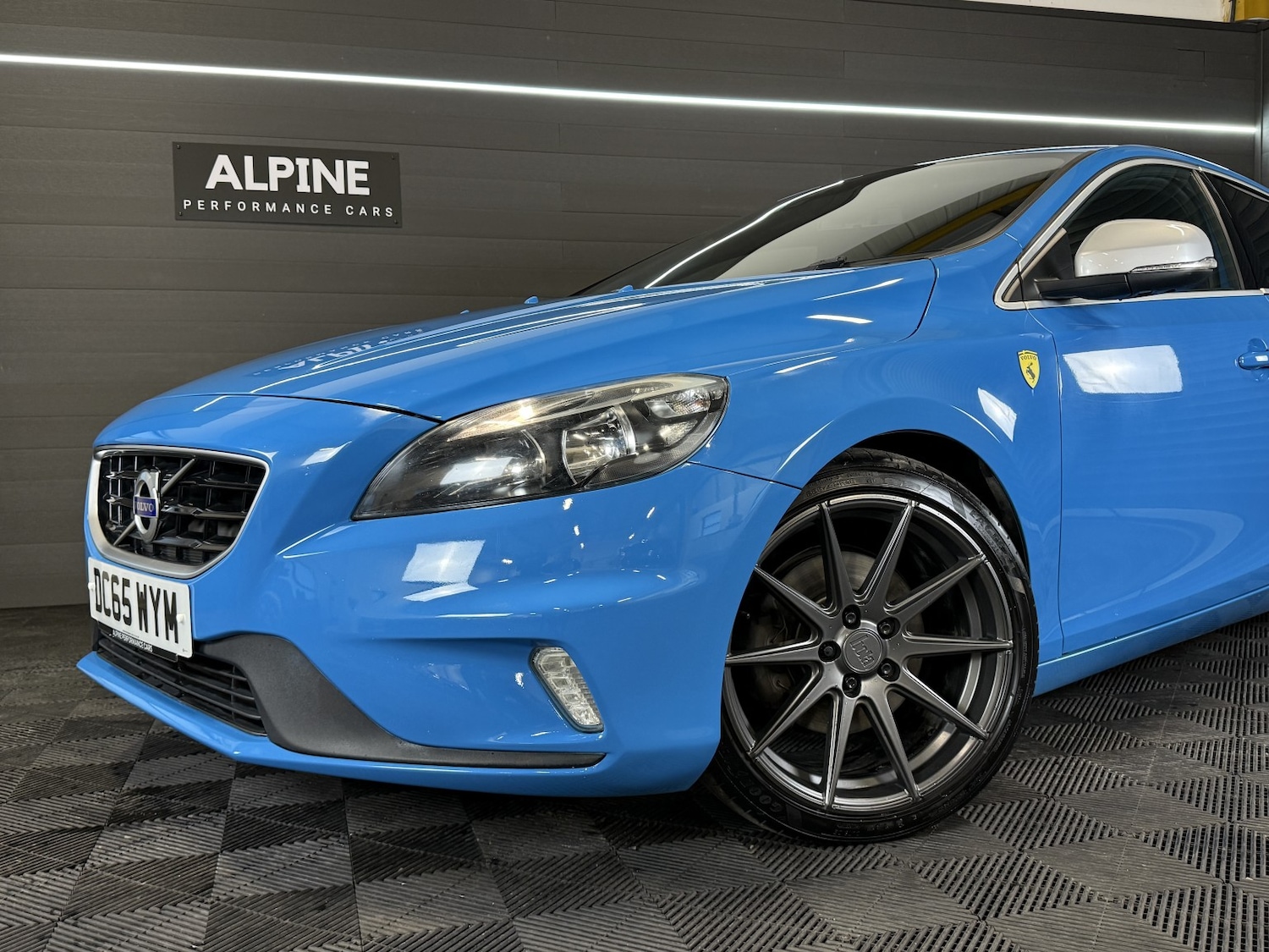 Used Volvo V40 2016 for sale - 77915738: Photo 5