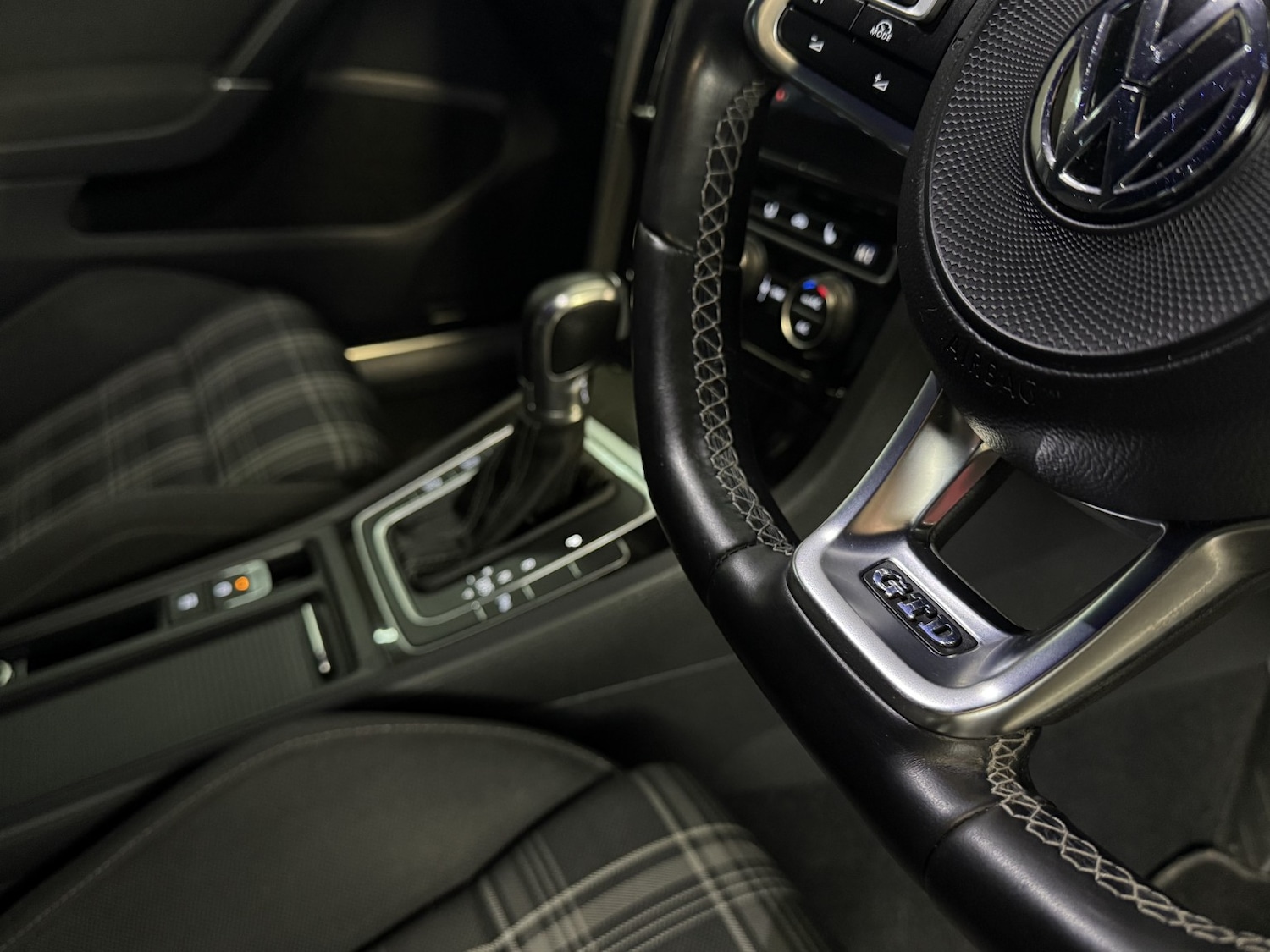 Used Volkswagen Golf 2018 for sale - 77508510: Photo 21