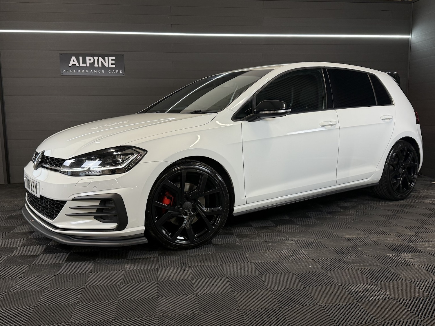 Used Volkswagen Golf 2018 for sale - 77508510: Photo 9