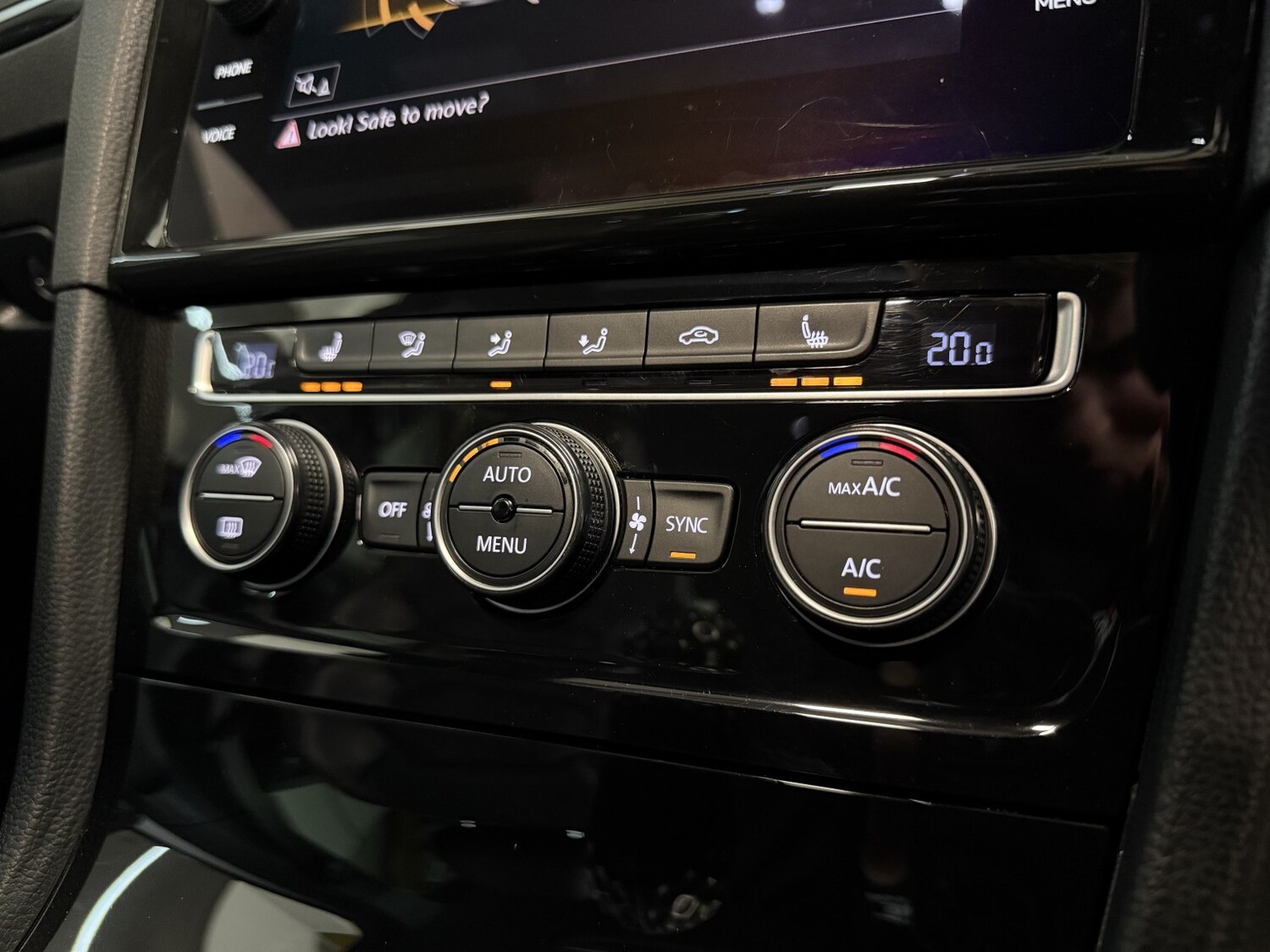 Used Volkswagen Golf 2014 for sale - 77864886: Photo 33