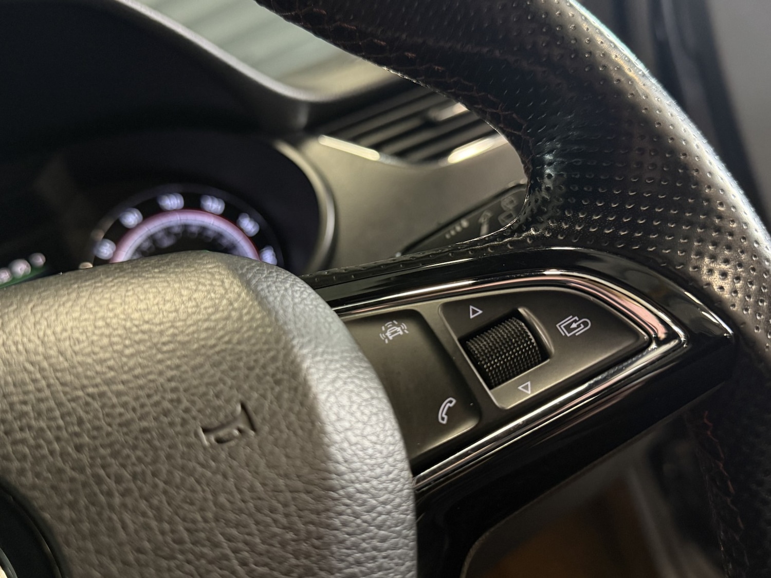 Used Skoda Octavia 2017 for sale - 77668649: Photo 28