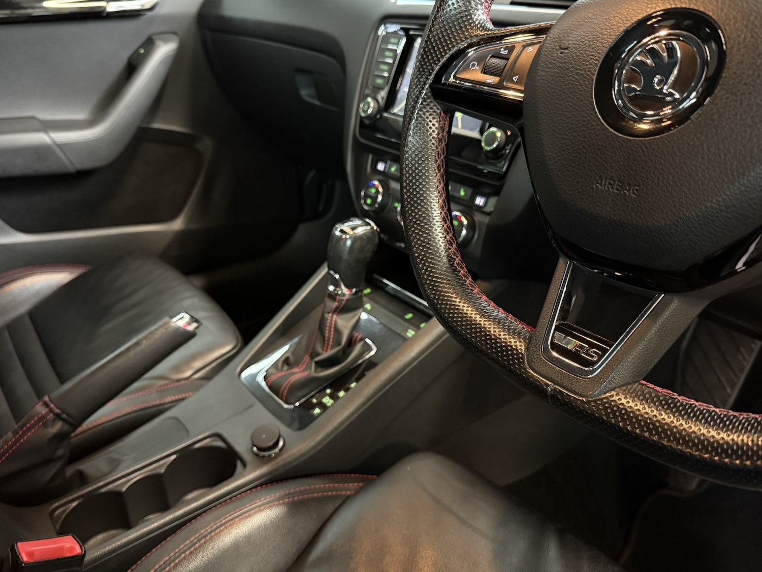 Used Skoda Octavia 2016 for sale - 77807106: Photo 25