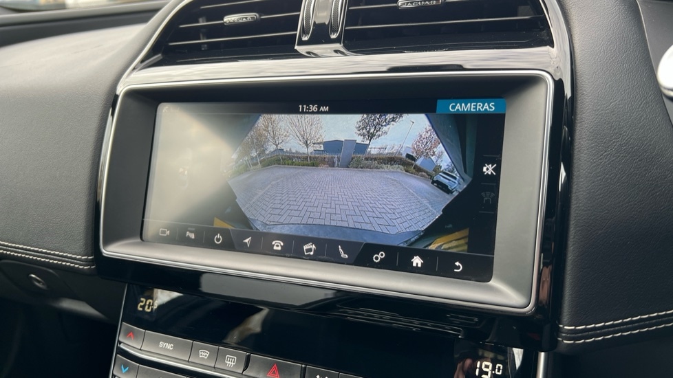 Used Jaguar XE 2019 for sale - 76597924: Photo 12