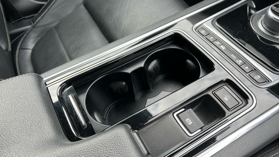 Used Jaguar XE 2019 for sale - 76597924: Photo 43