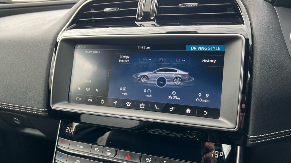 Used Jaguar XE 2019 for sale - 76597924: Photo 53