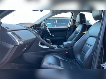 Used Jaguar E-Pace 2019 for sale - 76434890: Photo