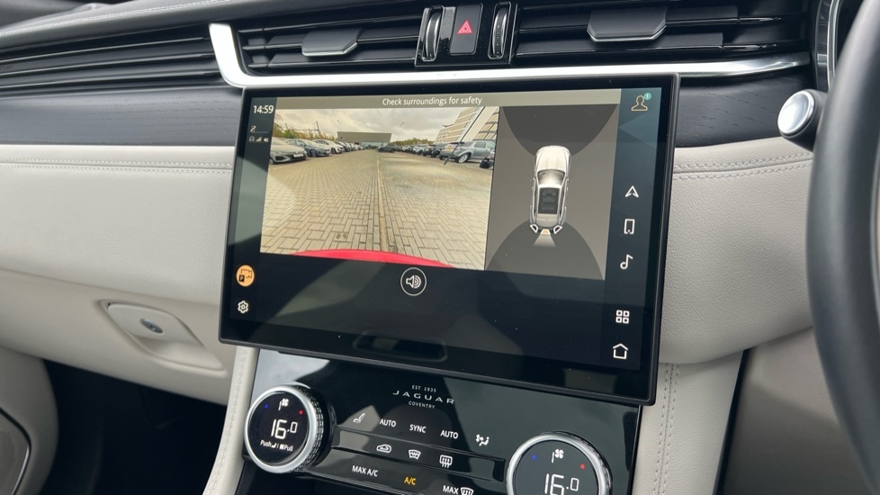 Used Jaguar F-Pace 2024 for sale - 76442070: Photo 12