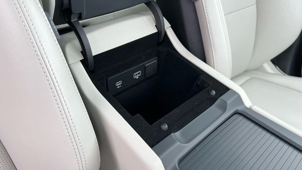 Used Jaguar F-Pace 2024 for sale - 76442070: Photo 46