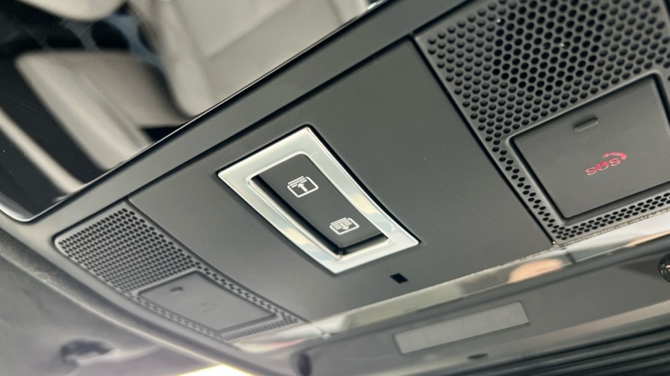 Used Jaguar F-Pace 2024 for sale - 76442070: Photo 73