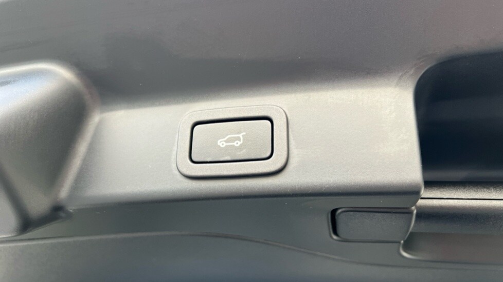 Used Jaguar F-Pace 2022 for sale - 76826826: Photo 52