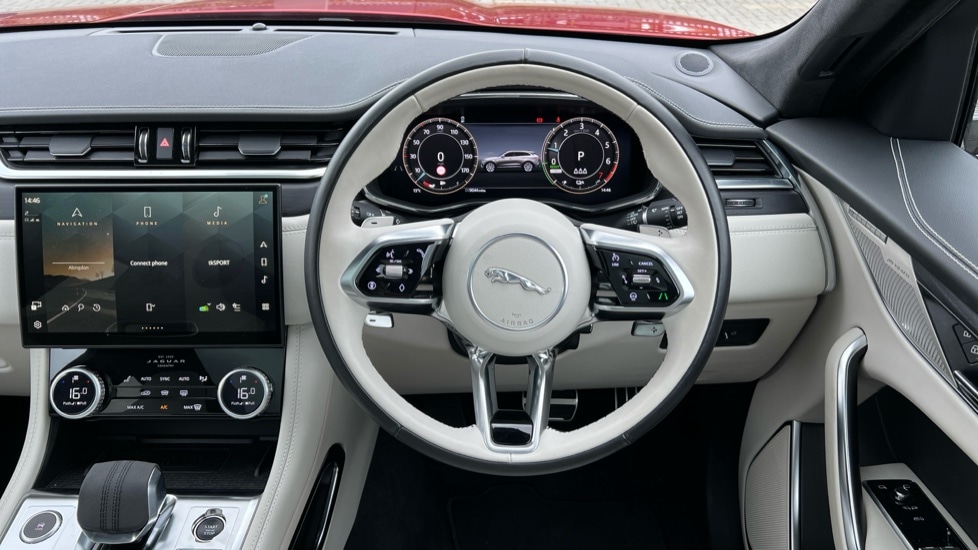 Used Jaguar F-Pace 2024 for sale - 76116894: Photo 15