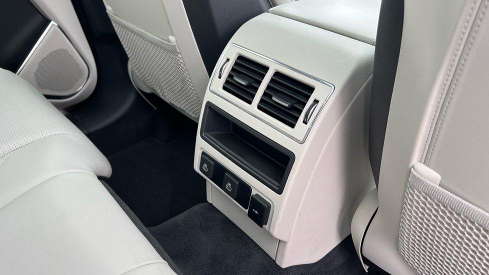 Used Jaguar F-Pace 2024 for sale - 76116894: Photo 18