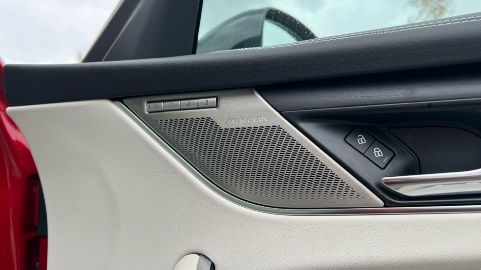 Used Jaguar F-Pace 2024 for sale - 76116894: Photo 25