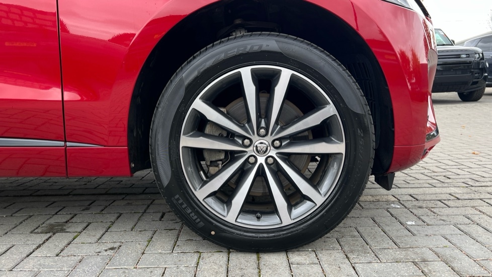 Used Jaguar F-Pace 2024 for sale - 76116894: Photo 8