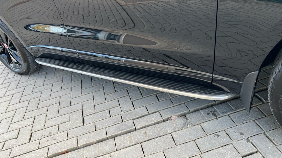 Used Jaguar F-Pace 2022 for sale - 77075801: Photo 40