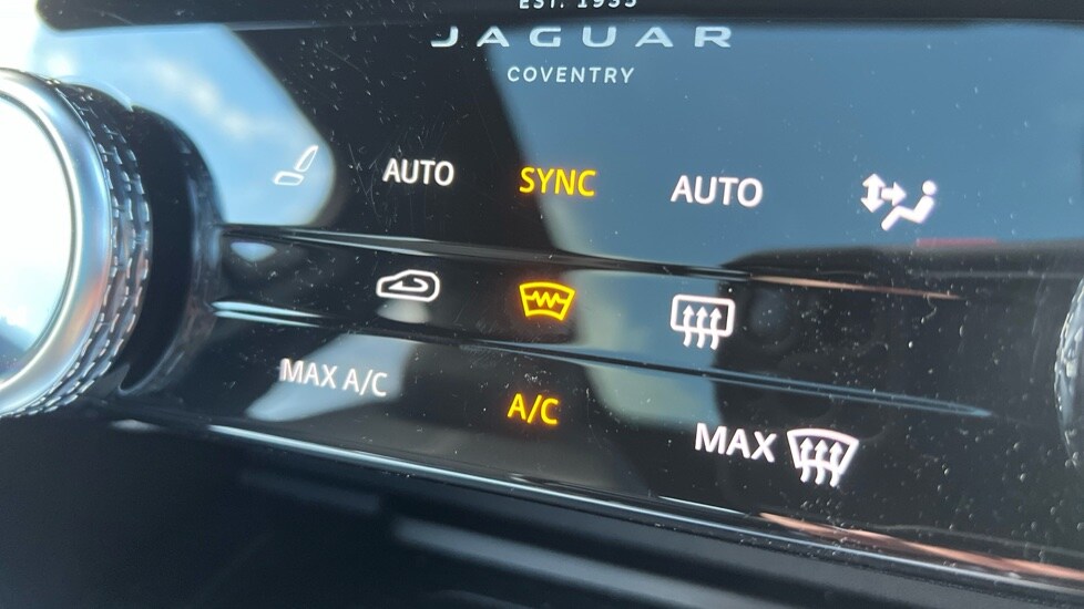 Used Jaguar F-Pace 2022 for sale - 77075801: Photo 62