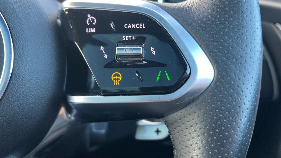 Used Jaguar F-Pace 2022 for sale - 77075801: Photo 66