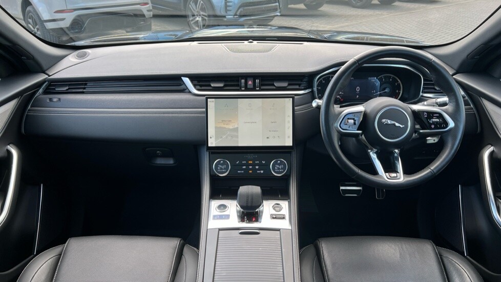 Used Jaguar F-Pace 2022 for sale - 77075801: Photo 9