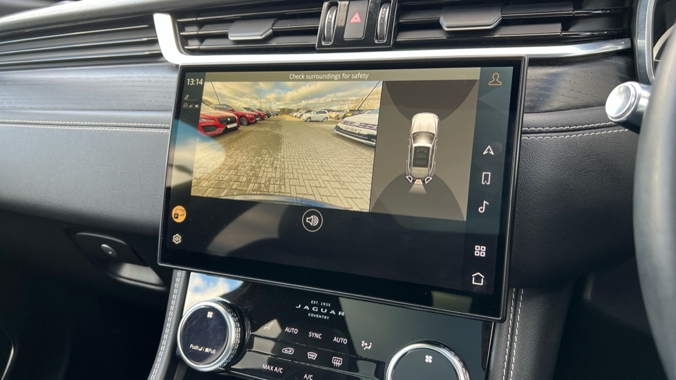 Used Jaguar F-Pace 2022 for sale - 76966608: Photo 12