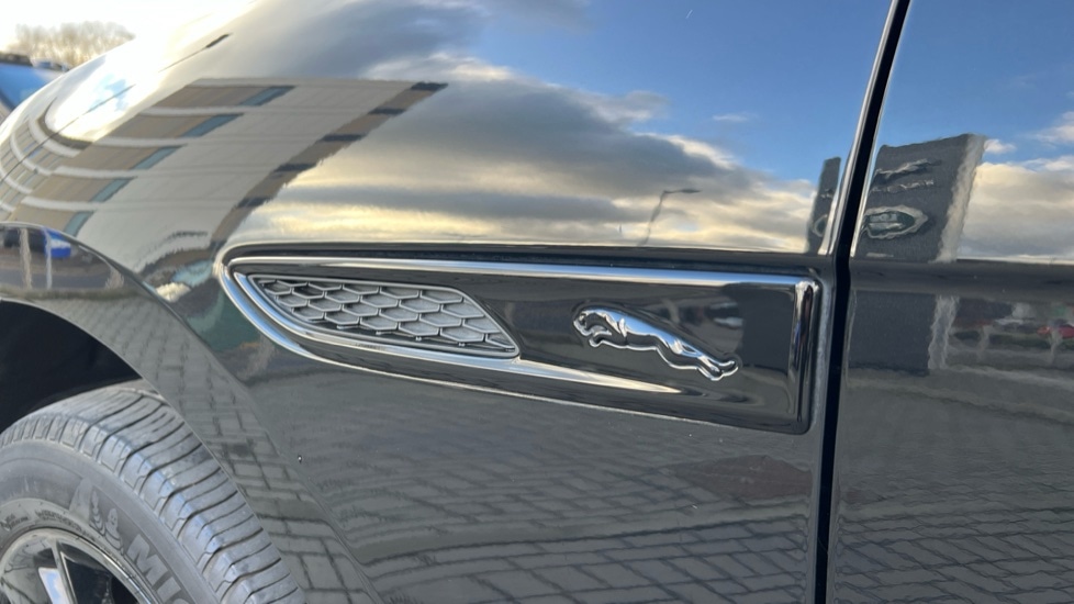 Used Jaguar F-Pace 2022 for sale - 76966608: Photo 20