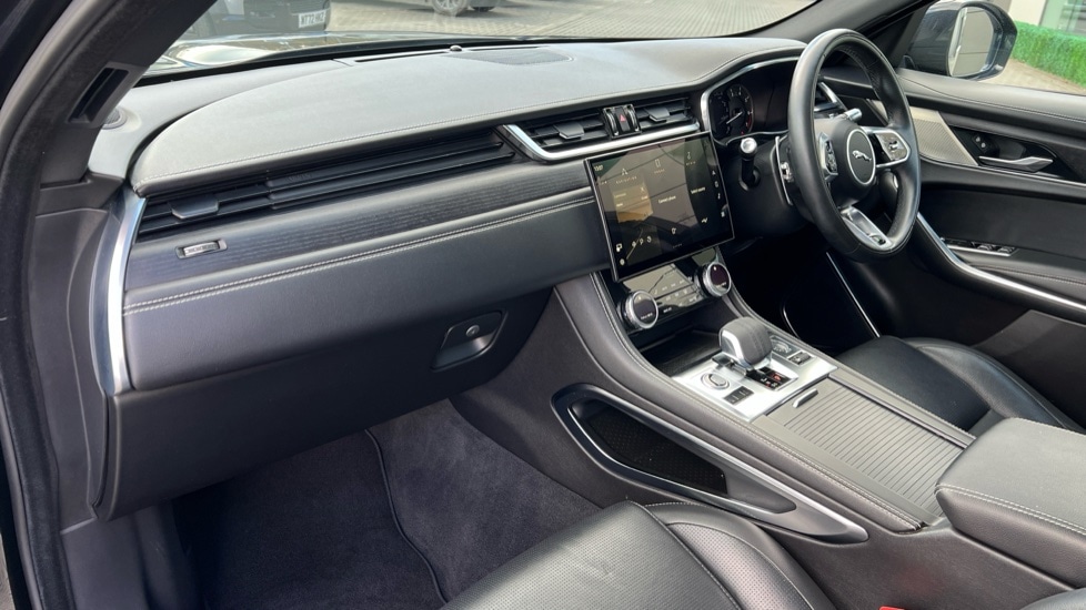 Used Jaguar F-Pace 2022 for sale - 76966608: Photo 33