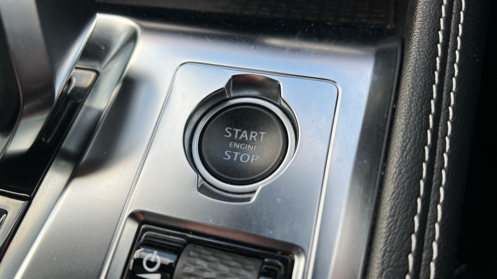 Used Jaguar F-Pace 2022 for sale - 76966608: Photo 63