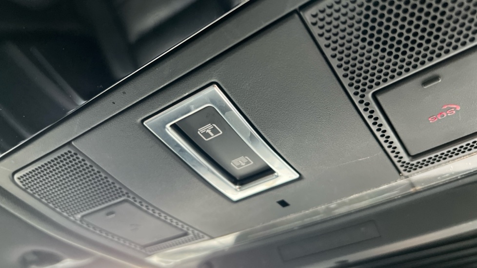 Used Jaguar F-Pace 2022 for sale - 76966608: Photo 66