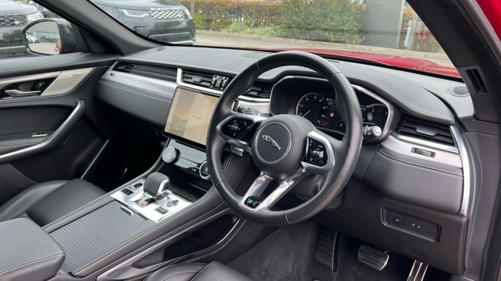 Used Jaguar F-Pace 2022 for sale - 76458885: Photo 32