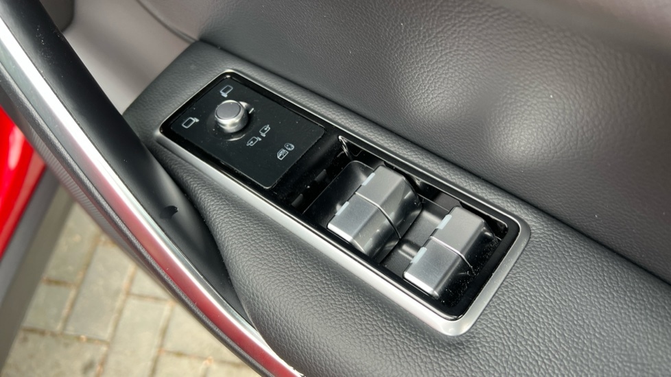 Used Jaguar F-Pace 2022 for sale - 76458885: Photo 43