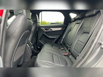 Used Jaguar F-Pace 2022 for sale - 76458885: Photo