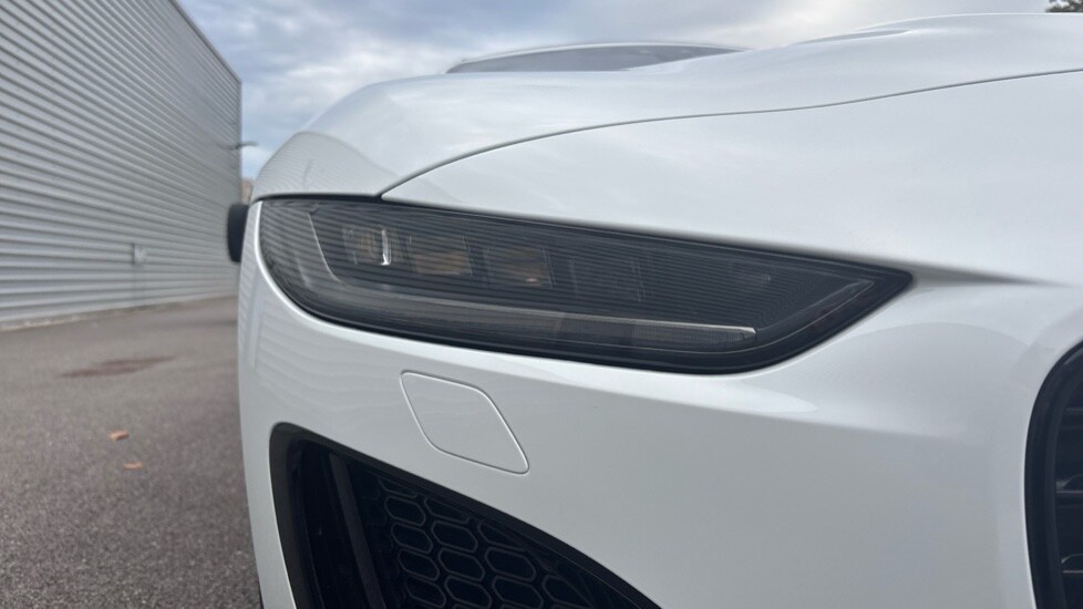 Used Jaguar F-Type 2023 for sale - 76894660: Photo 17