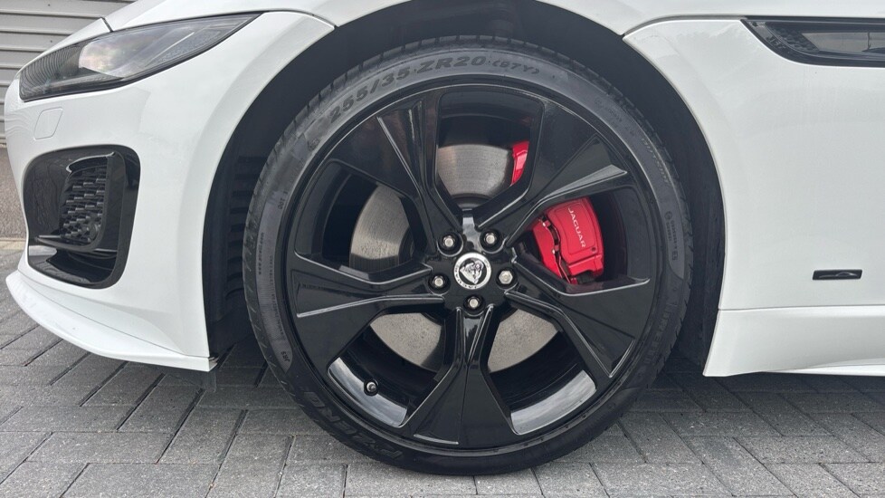 Used Jaguar F-Type 2023 for sale - 76894660: Photo 26