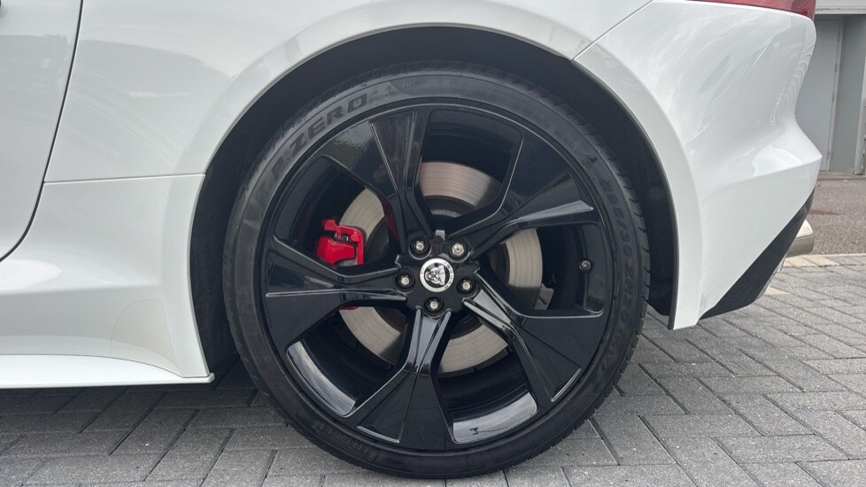 Used Jaguar F-Type 2023 for sale - 76894660: Photo 27