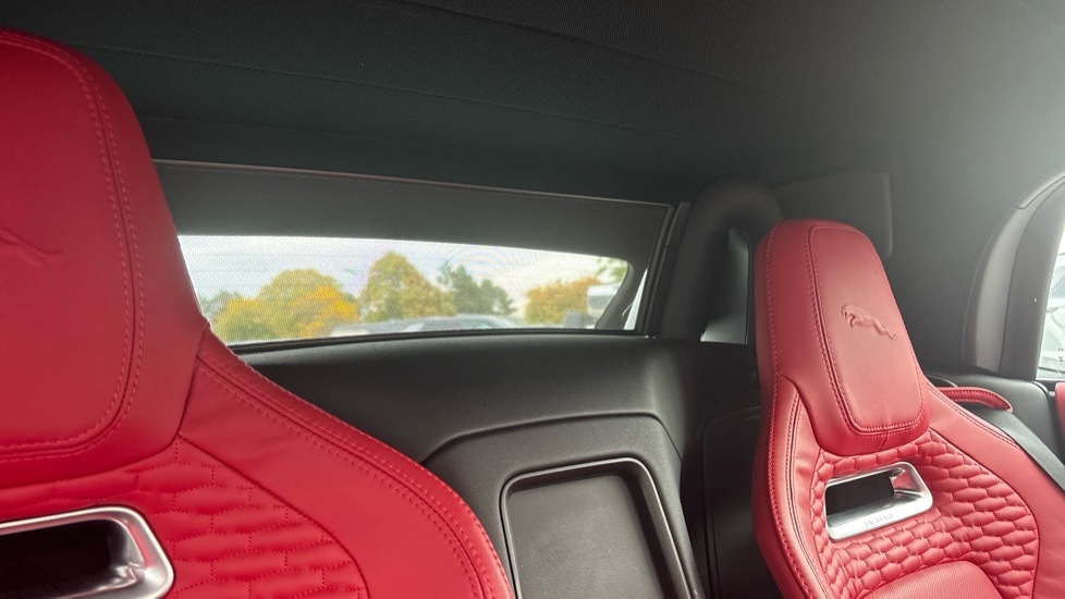 Used Jaguar F-Type 2023 for sale - 76894660: Photo 4