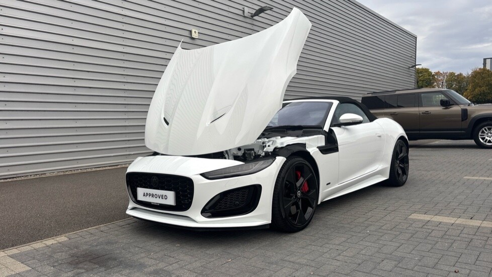 Used Jaguar F-Type 2023 for sale - 76894660: Photo 41